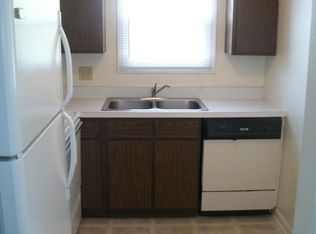 115 Essington Rd APT 9, Joliet, IL 60435