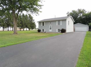 313 N Park St, Alpha, IL 61413