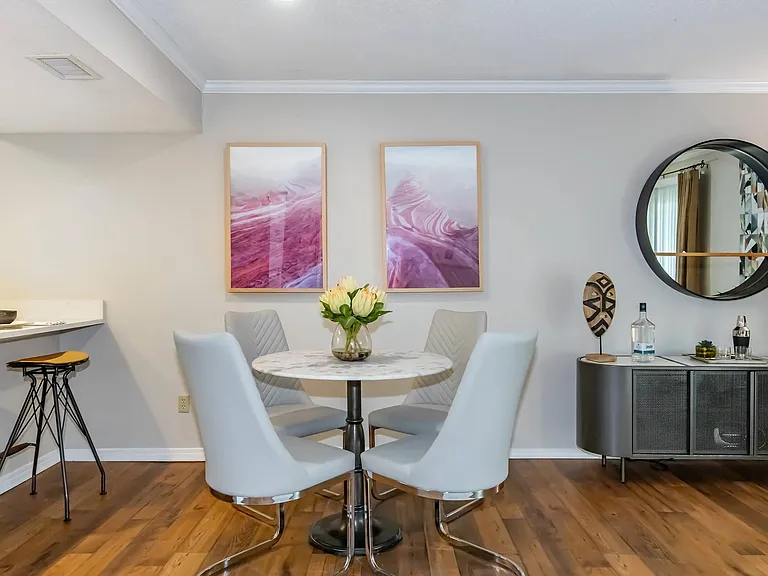 South Wind Apartment Homes — Photo 10
