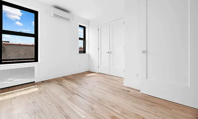 Rented by REAL New York | media 6