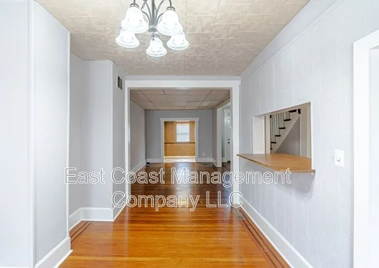 4231 Berger Ave — Photo 11