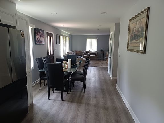 2nd image of 692 Lor Ann St