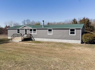 39010 Lone Star Rd, Fontana, KS 66026