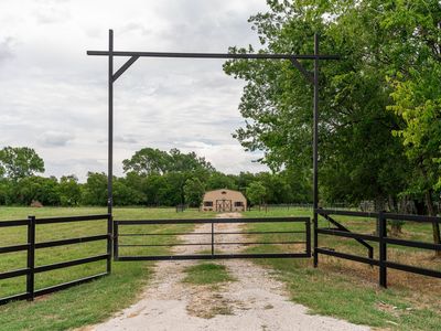 330 Kincannon Ln, Rhome, TX, 76078