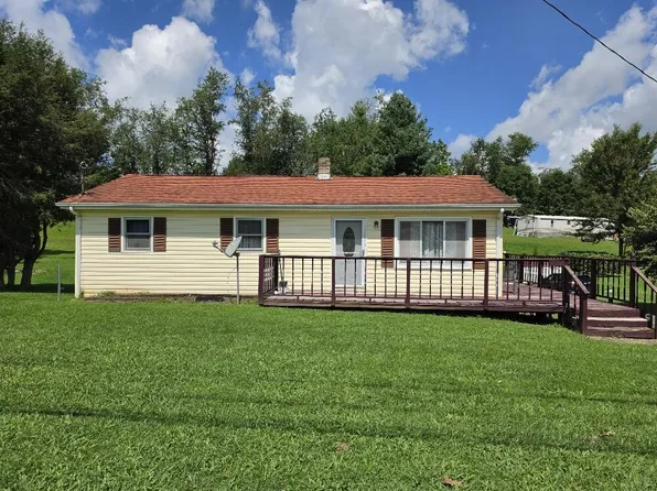 2353 Riverside Rd, Marion, VA 24354