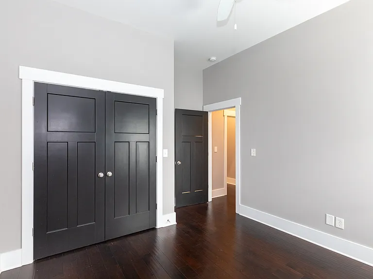 Bedroom 2 w/large closet
