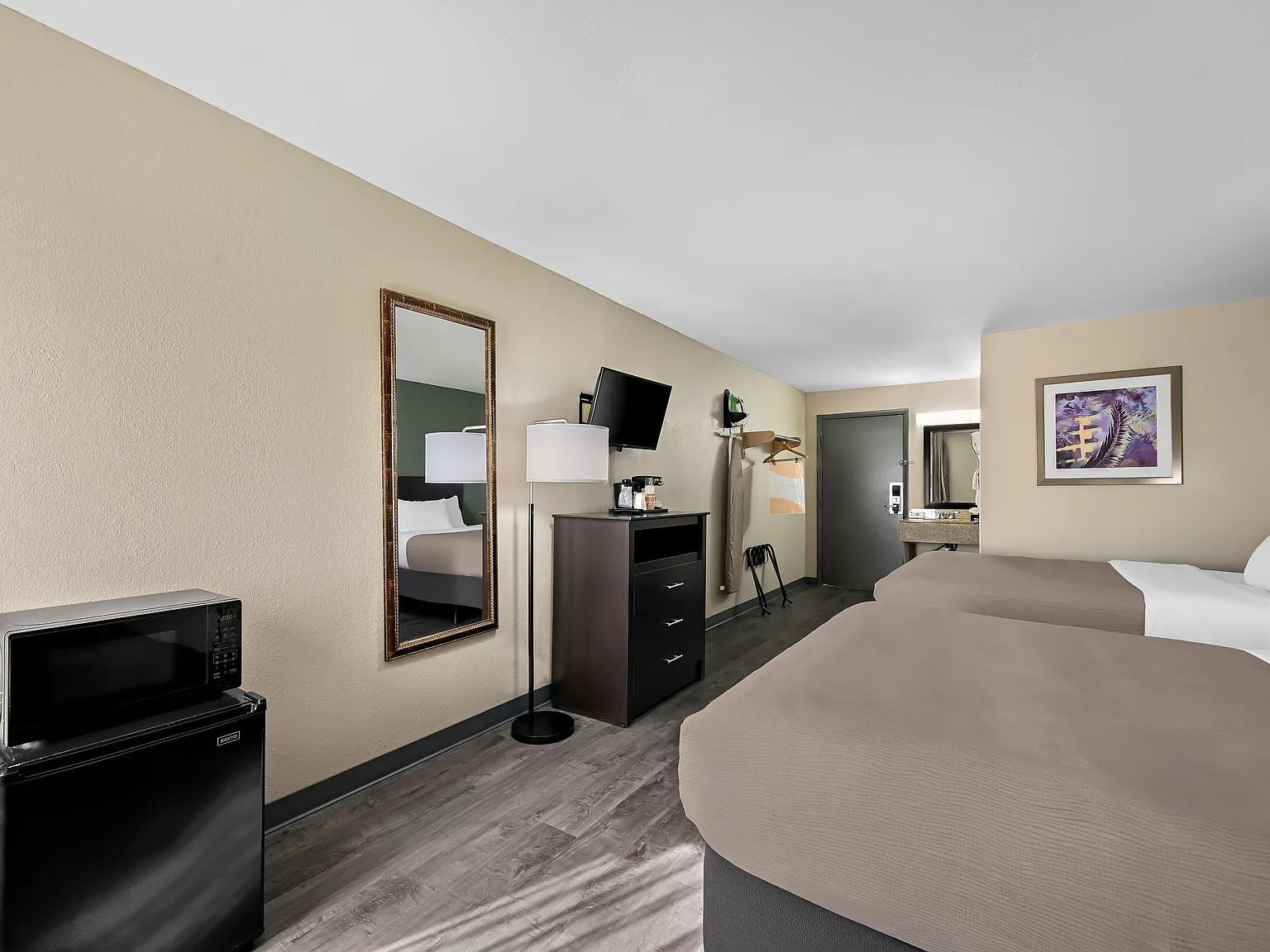 2 bed, 2.0 bath, 350 sqft, $1,364 — Photo 4