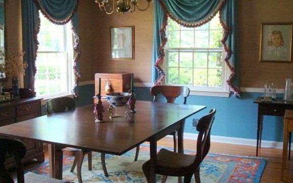 2nd image of 2830 Hillandale Cir