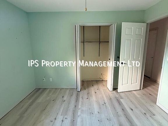 3rd image of 2 Alnet Dr