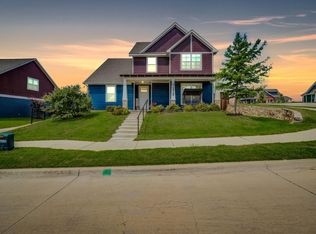 10912 Rochelle Ct, Midlothian, TX 76065