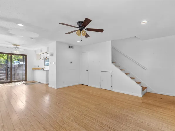 7801 Shoal Creek Blvd APT 130, Austin, TX 78757