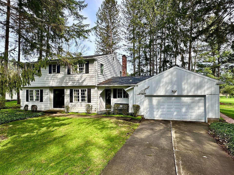 1st image of 222 Fairway Dr