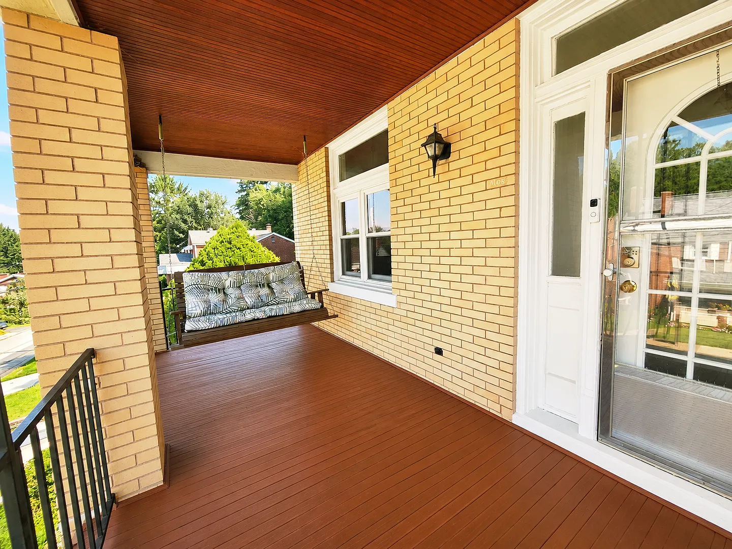 Brookline Beauty: Updated 3-Bed Home with Detached Garage — Photo 2