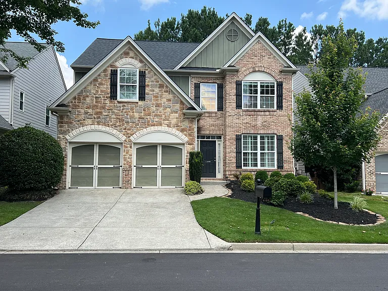4180 Granby Cir — Photo 2