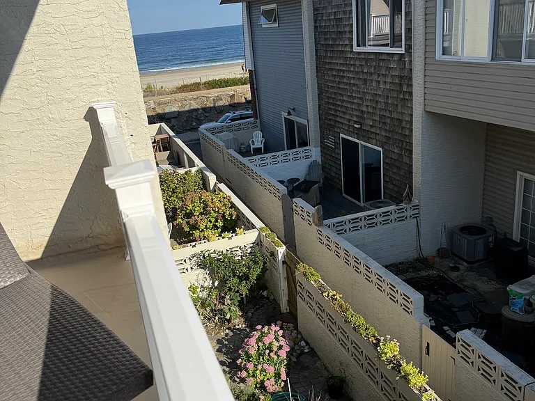 18 Village Rd — Photo 19