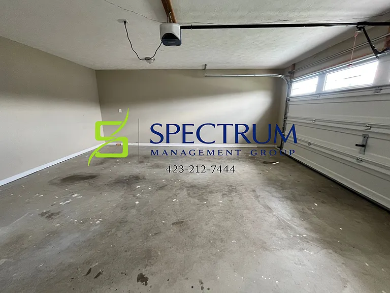 2054 Jonathon Dr — Photo 20