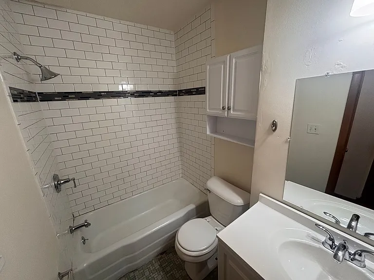 3879 N Humboldt Blvd — Photo 14