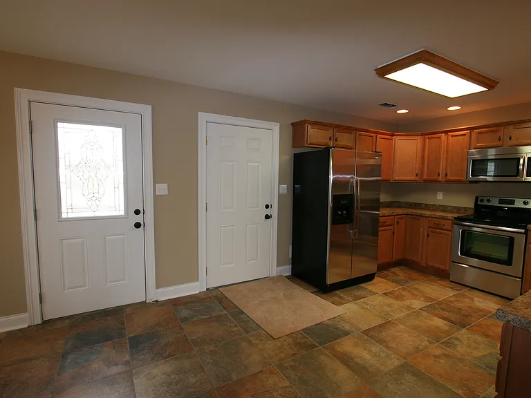 9018 Landon Ln — Photo 12