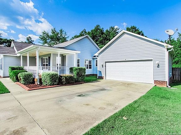2nd image of 118 Silverberry Ct