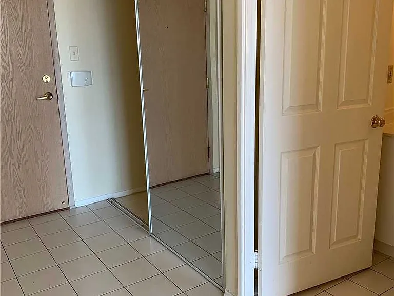 55 Elm Dr W #Penthouse 02 — Photo 7