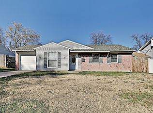1102 Glenn Dr, Euless, TX 76039