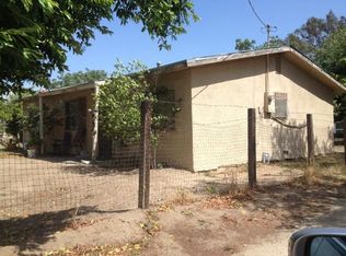 9490 S Shaft Ave, Selma, CA 93662