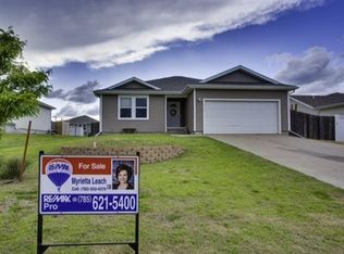 2014 Walnut St, Ellis, KS 67637