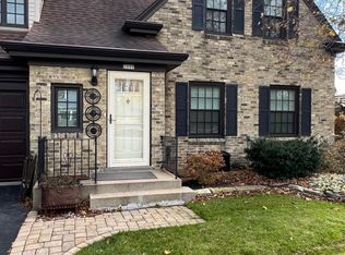 2009 N Green Bay Rd, Racine, WI 53405