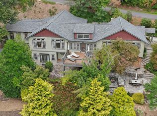 193 Gateway Dr, Lake Lure, NC 28746