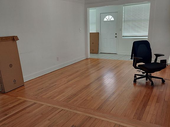 5th image of 2724 9th Ave N