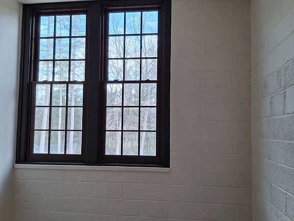 4th image of 279 Church St APT 102
