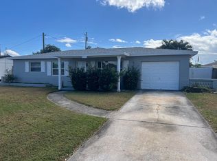 6084 51st Ave N, Kenneth City, FL 33709