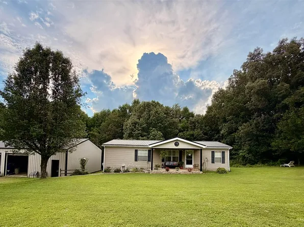 1819 Red Hill Rd, Scottsville, KY 42164