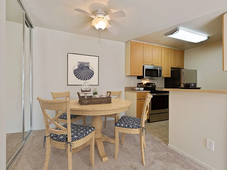 Bel Air Apartments — Photo 9