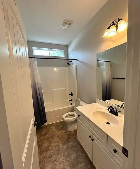 5064 Nokesville Cir — Photo 10