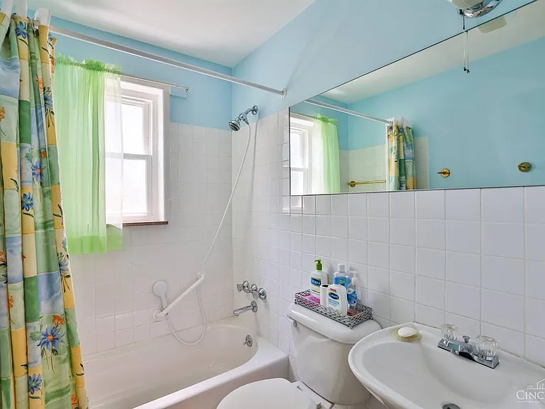 4481 Hunt Rd — Photo 6