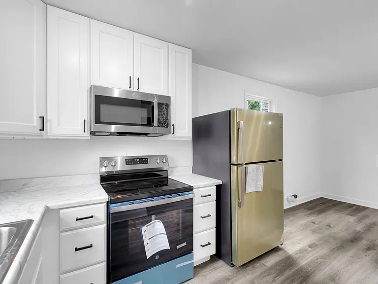 158 Seay St — Photo 9