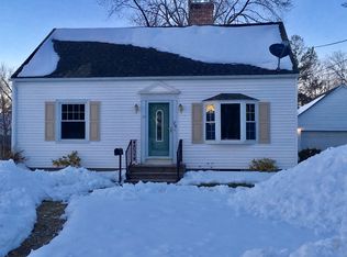 29 Central St, Agawam, MA 01001