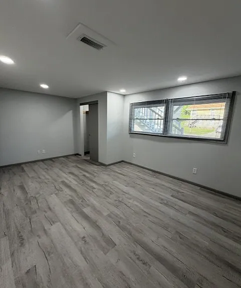 1809 Garry Ave NW — Photo 18