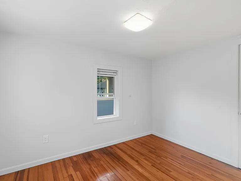 26 Smith St — Photo 11