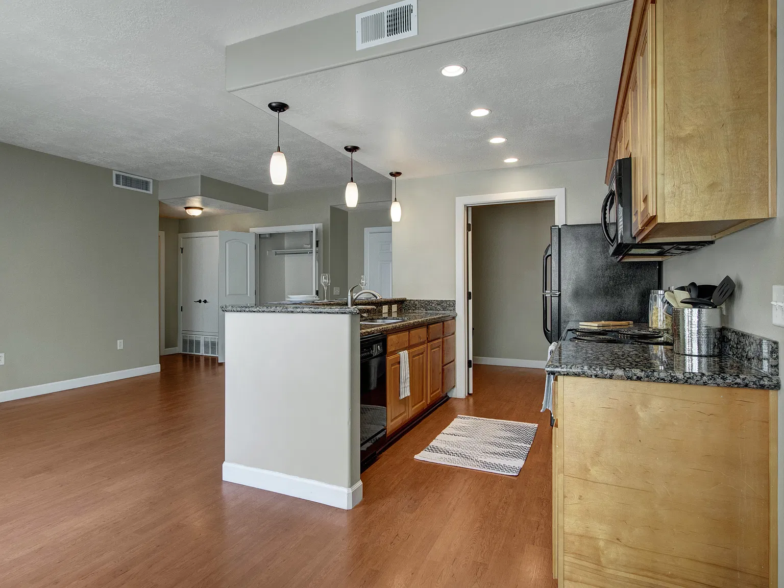 Bridges Apartment Homes — Photo 4