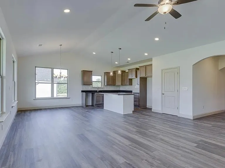 106 Glory Rd — Photo 15