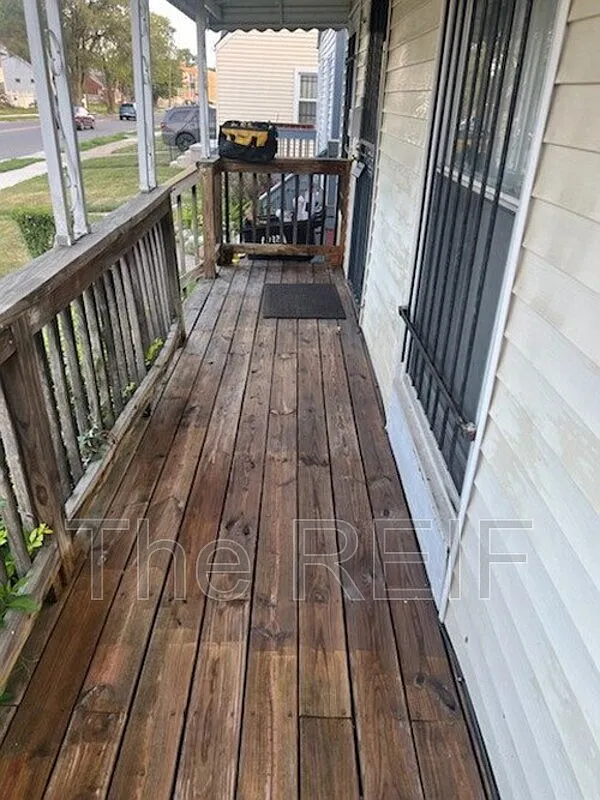 3 bed, 1.0 bath, 919 sqft, $1,150 — Photo 3