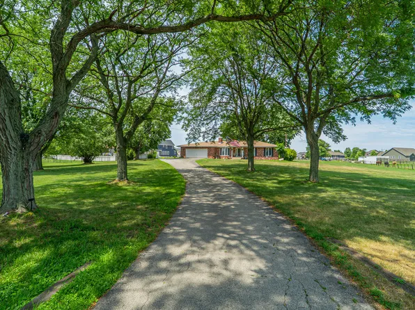 231 W 500 N, Valparaiso, IN 46385