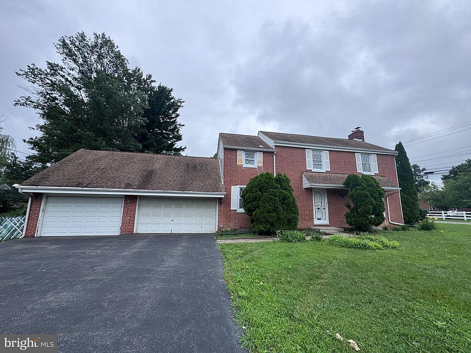 1st image of 145 Landover Rd