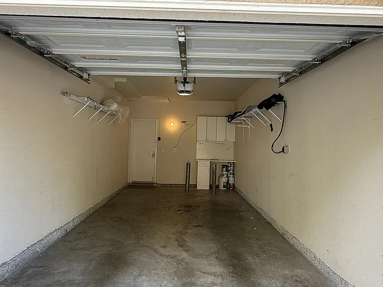 7676 Tuscany Dr — Photo 26