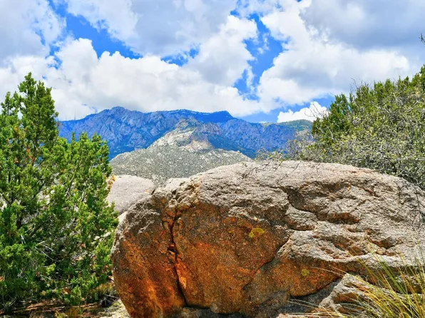 312 Big Horn Ridge Rd NE, Albuquerque, NM 87122