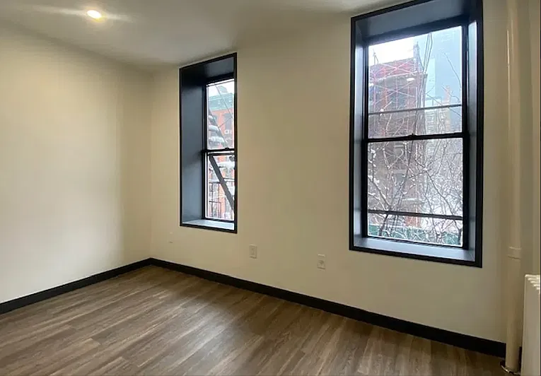 439 West 46th Street — Photo 3