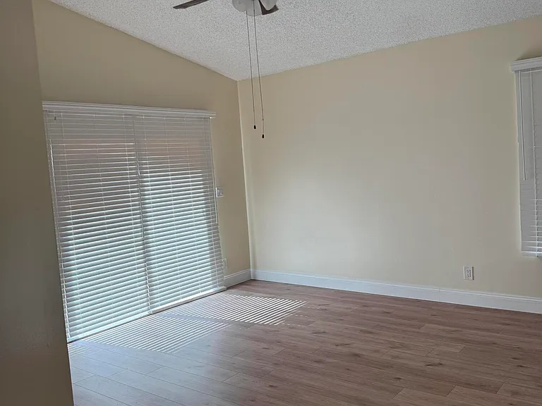 21583 Villa Nova Dr — Photo 21