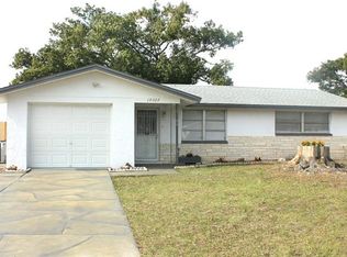 10527 Oak Hill Dr, Port Richey, FL 34668